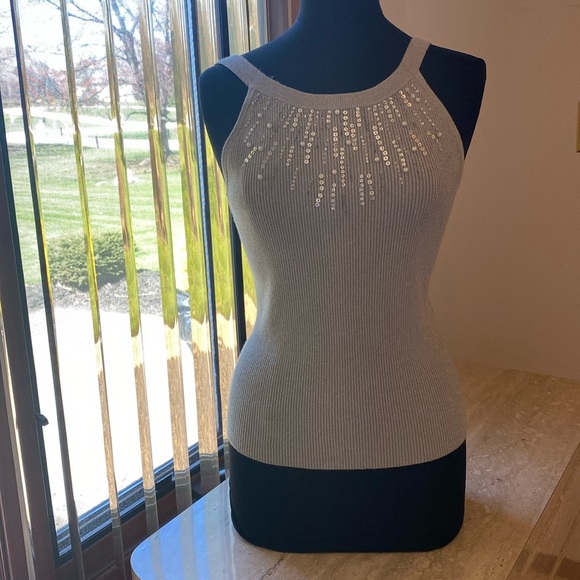 Cache Tops - Cachet,silver metallic/pearl,excellent condition,measurements in pictures below.